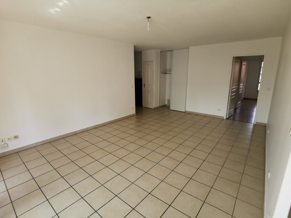 Vente Appartement T3 de 69,4 m² avec terrasse et garage fermé en sous-sol Grenoble
