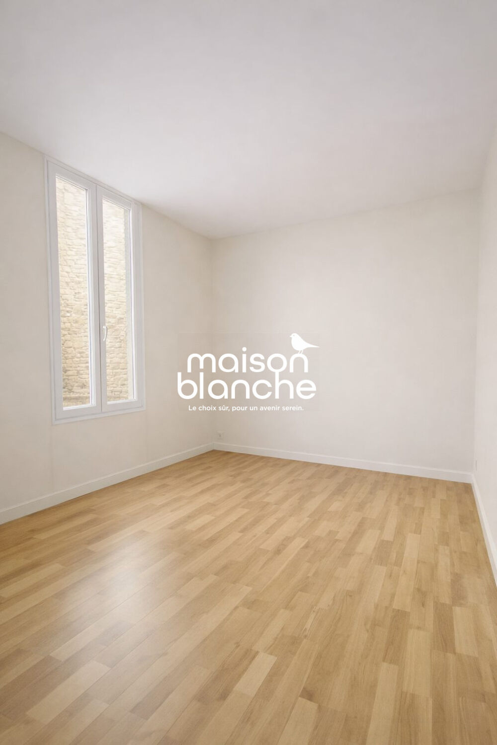 Vente Appartement BORDEAUX CHARTRONS / CITE MONDIALE : JOLI T2 DE 42.55m² ON TRES Bordeaux
