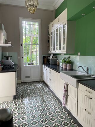  Maison à louer 7 pièces 204 m²