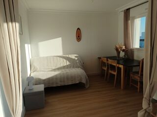  Appartement à louer 4 pièces 99 m²