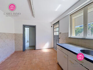 Immeuble � vendre 147 m�