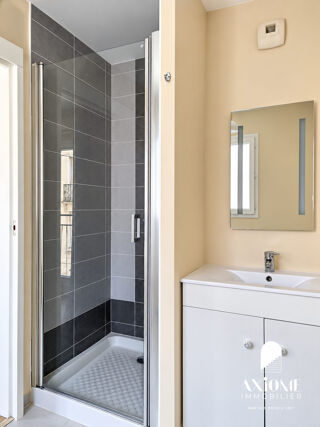  Appartement à louer 2 pièces 45 m²