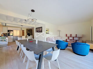  Appartement à vendre 7 pièces 205 m²