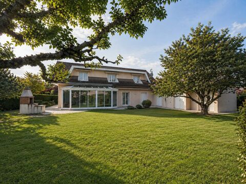   Maison à vendre Ornex Maison - 8 pièce(s) - 239 m²