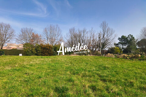   Terrain constructible 944 m² 