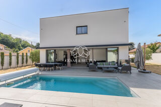  Maison à vendre 7 pièces 200 m²