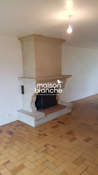  Maison à louer 4 pièces 99 m²