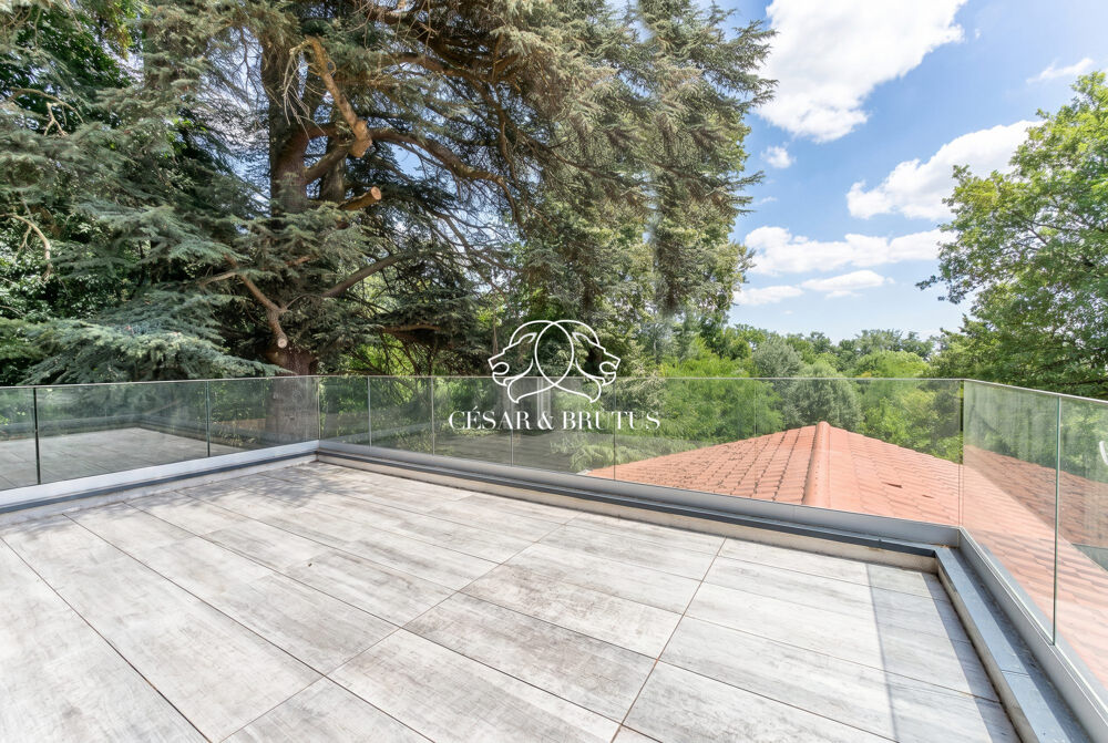 Maison d'exception de 300 m² avec vue sur le lac de Miribel