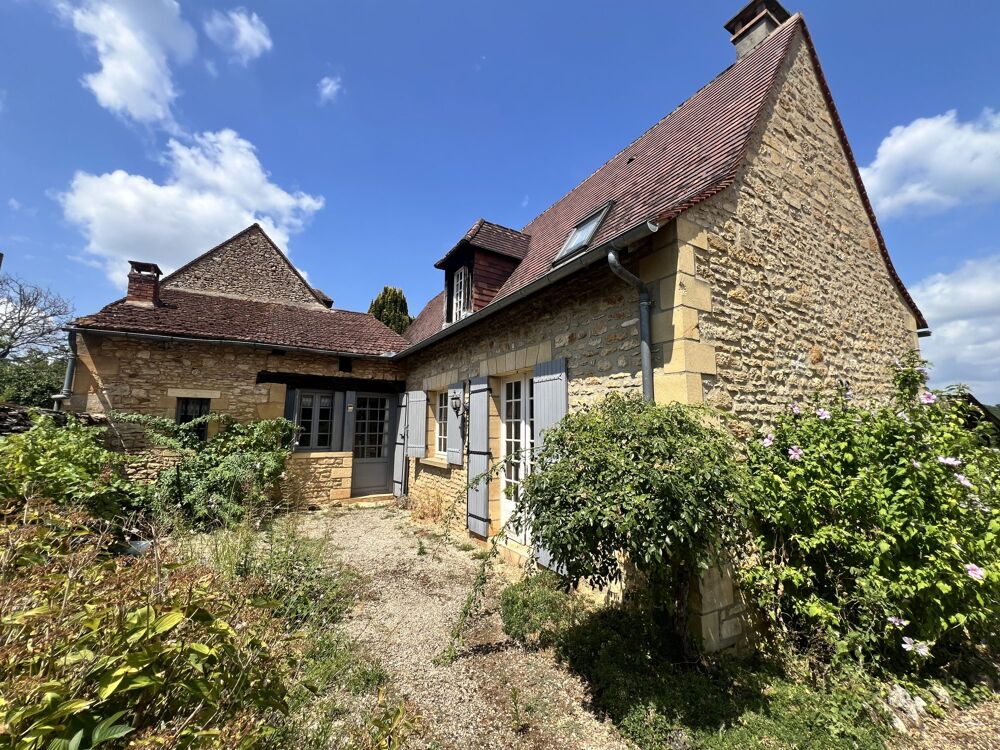 Deux charmantes maisons en pierre à vendre au coeur d'un joli
