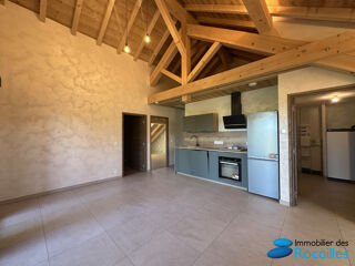  Appartement à louer 3 pièces 77 m²