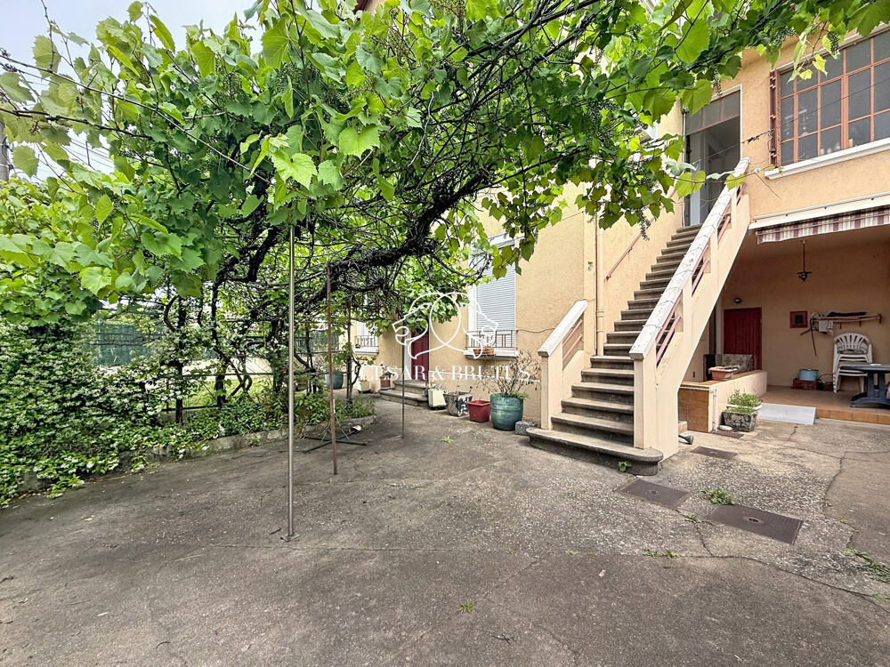 Appartement 3 pièces 55 m² · à Lyon 8 · 55 m² · 215 000 €