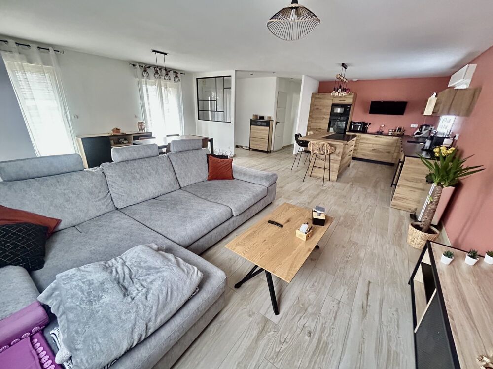 Maison 100,00 m², sous sol complet, 3 chambres, terrain 701,00