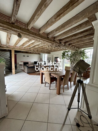  Maison � vendre 8 pi�ces 202 m�