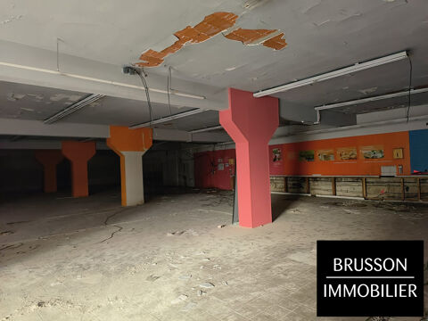 LOCATION D'UNE REMISE D'ENVIRON 500m&sup2; SITUE EN REZ DE CHAUSSE A 1050 81100 Castres