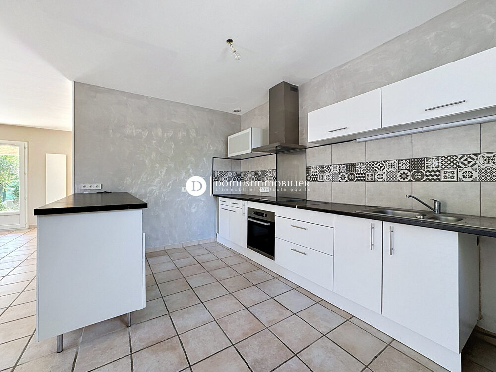 Vente Maison Villa de plain-pied avec jardin proche village Saint-saturnin-lès-avignon