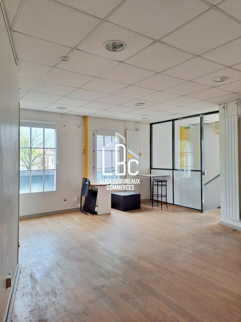 Les Sorini&egrave;res - &Agrave; louer bureau d'environ 65 m&sup2; 935 44840 Les sorinières