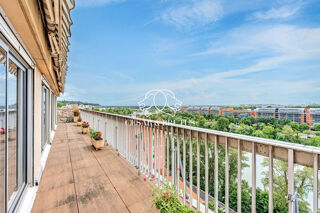  Appartement  vendre 5 pices 146 m