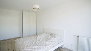  Appartement à louer 4 pièces 91 m²