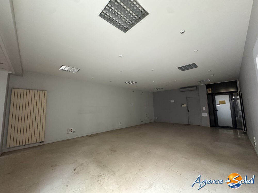   Local commercial sur plusieurs niveaux – Bureaux, garages et e Béziers
