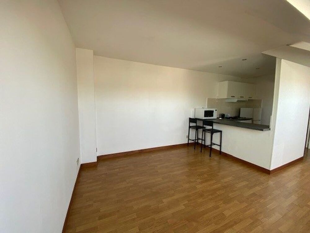 Location Appartement STUDIO MEUBLE MANSARDE DE 23,73 m² Taverny