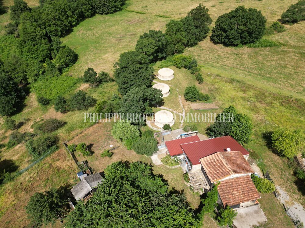 bel ensemble immobilier à la campagne !