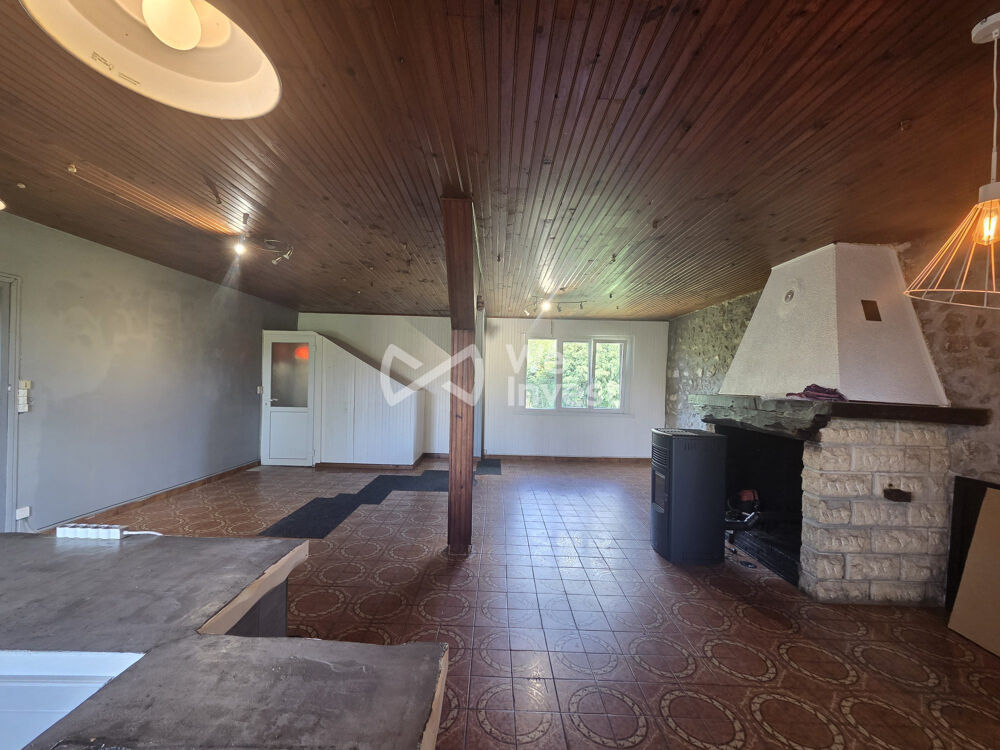 Maison individuelle 111m² , 3CH. élevée sur garage