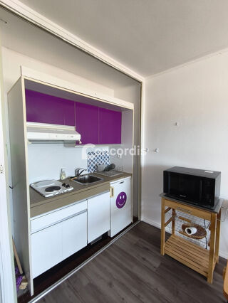  Appartement à louer 1 pièce 25 m²