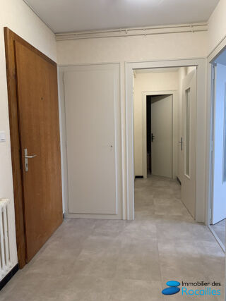  Appartement à louer 1 pièce 38 m²