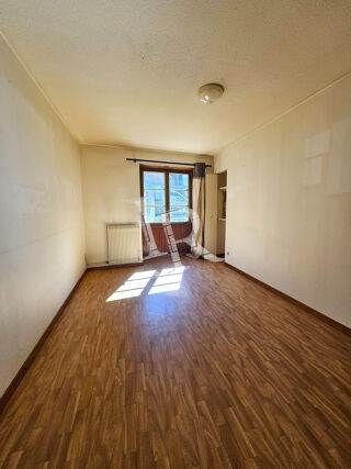  Immeuble � vendre 123 m�