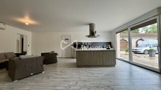  Maison à vendre 14 pièces 215 m²