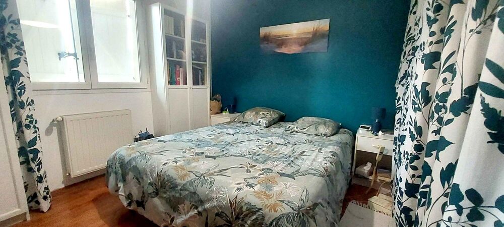 3 Chambres, coin bureau, SDE, SDB, piscine hors sol