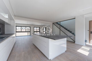  Maison � vendre 7 pi�ces 220 m�