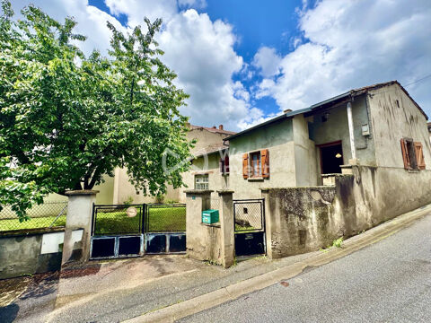   Ensemble immobilier avec habitation � r�nover, grange et jardi Maison - 2 pi�ce(s) - 71 m�