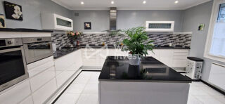  Maison � vendre 10 pi�ces 244 m�