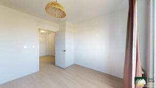  Appartement  vendre 4 pices 1 m
