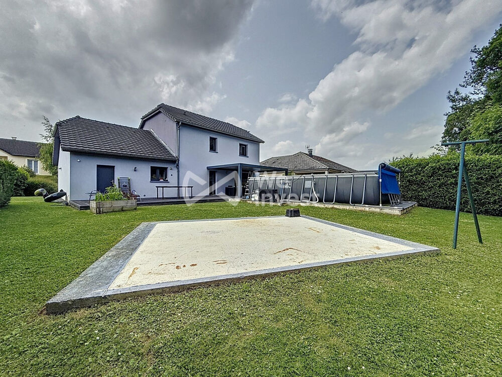 Maison familiale 153 m² avec piscine & terrain 900 m²  sect