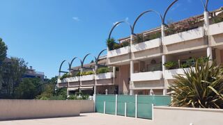  Appartement � louer 3 pi�ces 72 m� Marseille