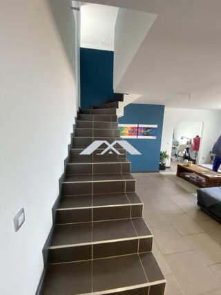  Immeuble à vendre 275 m²