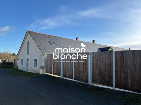   A Savenni�res, 7 pi�ces, 158m� Maison - 7 pi�ce(s) - 153 m�