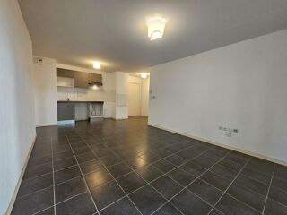  Appartement à louer 3 pièces 60 m²