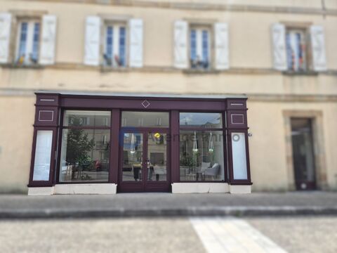 NAVARRENX - COEUR DE VILLE - A VENDRE MURS LOCAL COMMERCIAL A VE 74800 64190 Navarrenx