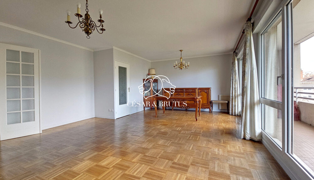 MONPLAISIR/LUMIERE  T4 de 78 m² - 2 Chambres  Double ext?