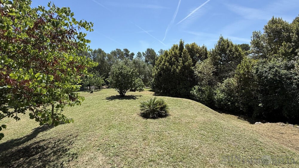 Vente Maison Maison Individuelle à Rafraichir Secteur calme et vue dégagée Vence