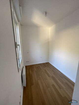  Appartement à louer 1 pièce 29 m²