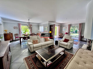  Maison à vendre 7 pièces 175 m²