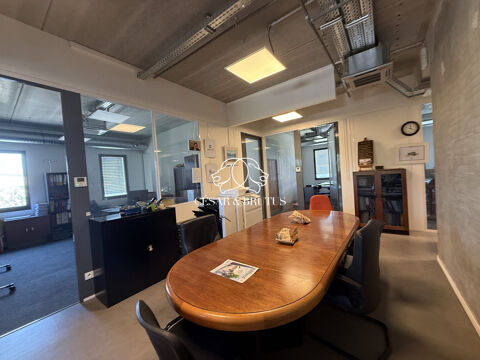   BUREAUX À LOUER 