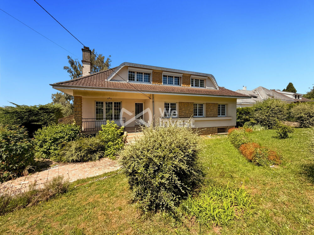 Maison familiale de 180 m²  7 chambres  Terrain de 1 600