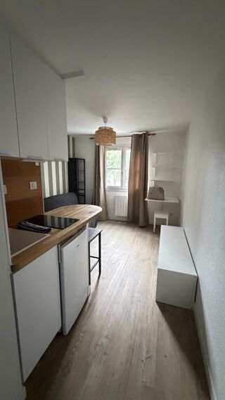  Appartement à louer 1 pièce 16 m²
