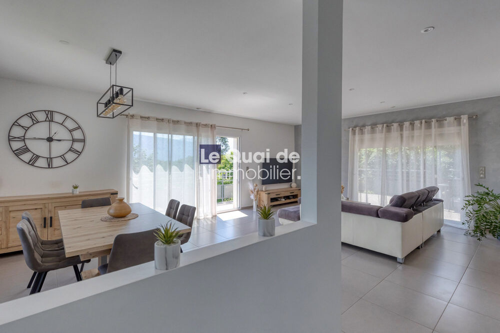 Maison 5 pièces 164 m² · à Moirans · 164 m² · 550 000 €