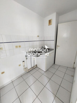  Appartement  vendre 2 pices 45 m